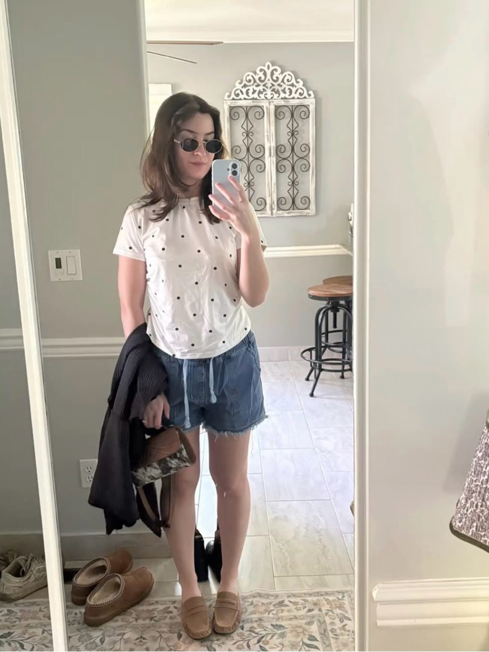 White Polka Dot Short Sleeve Tee With Side Ruching